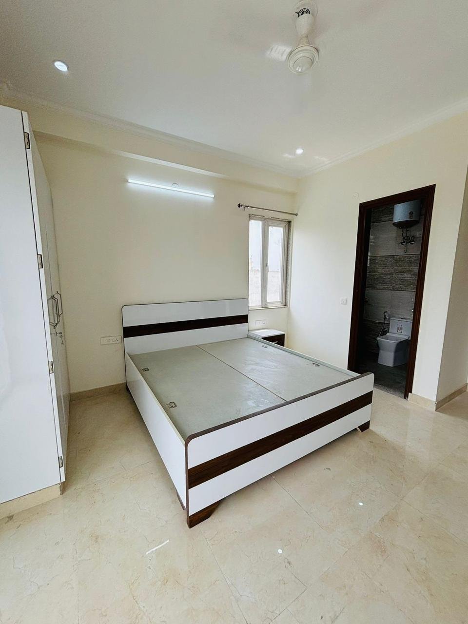 1BHK Fully Furnished Flat for Rent – Sector 38, Gurgaon Haryana