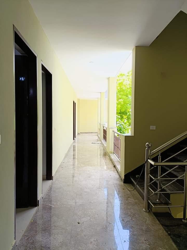 1BHK  Fully Furnised Flat IN  Sector 52 Gurgaon Haryana