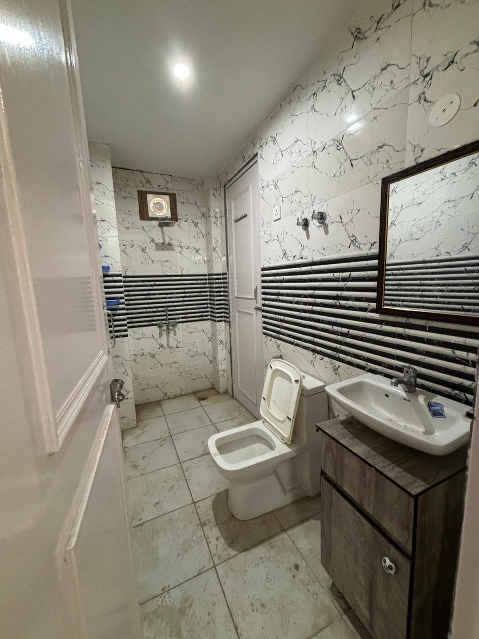 1RK fully furnised flat in dlf ph 3 Gurgaon