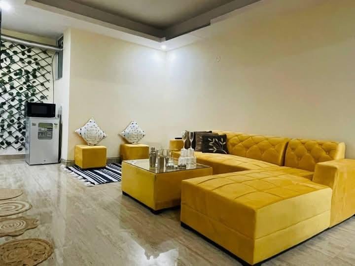 2BHK fully furnised flat in sector 52 Gurgaon Haryana