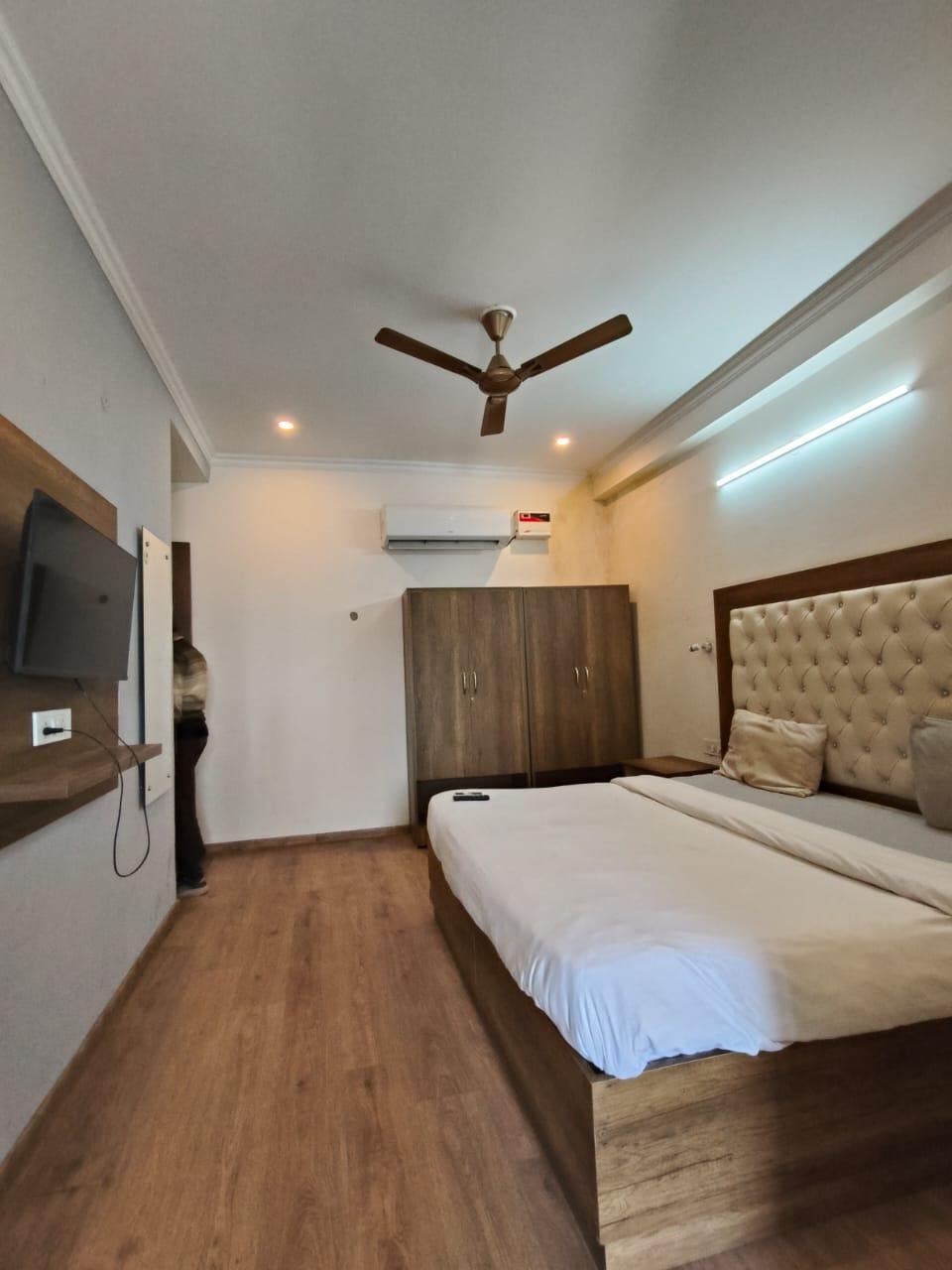 1Rk fully furnised flat Sector 49 Gurgaon haryana