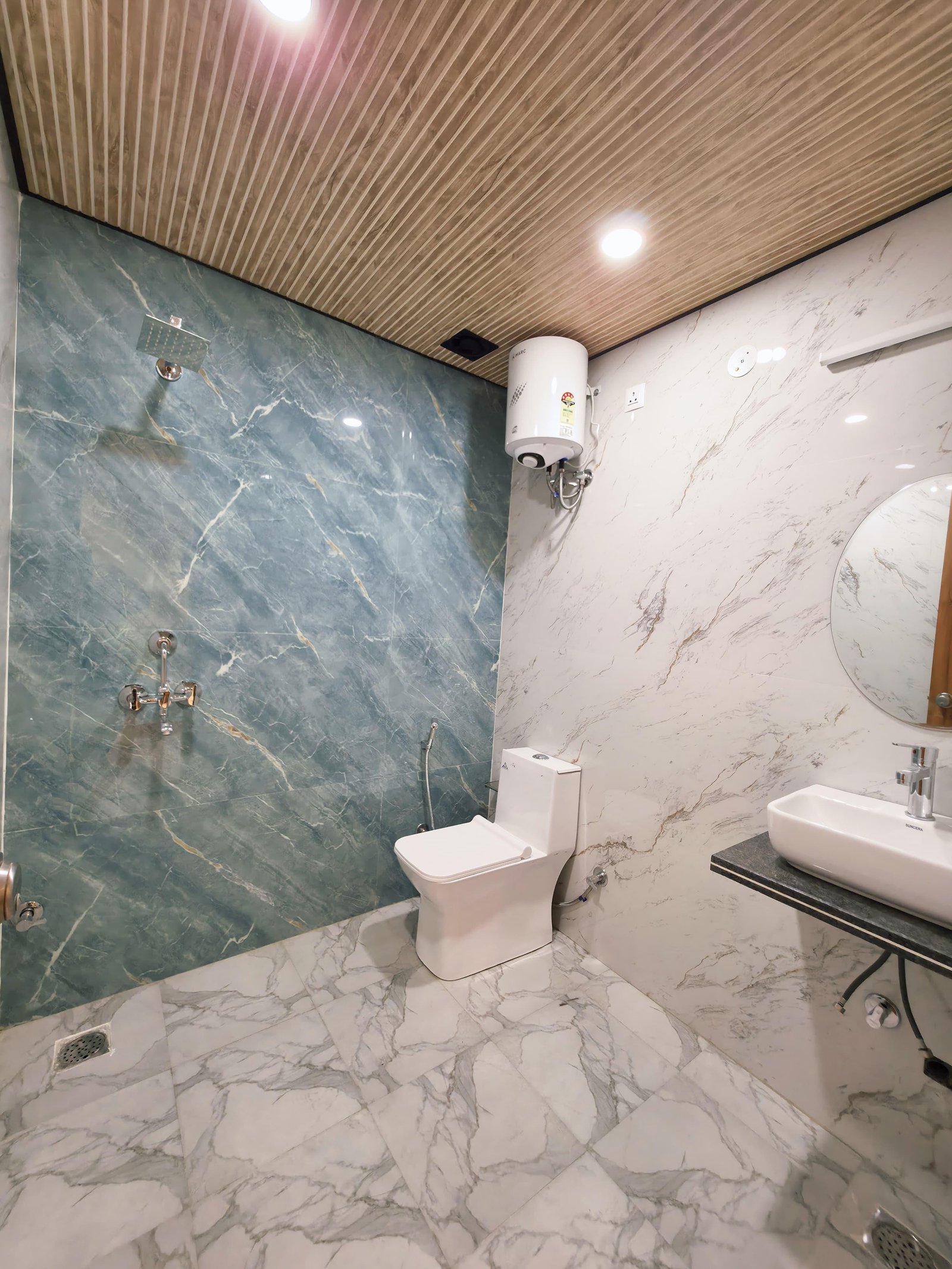 2BHK fully furnised flat in sector 52 Gurgaon haryana