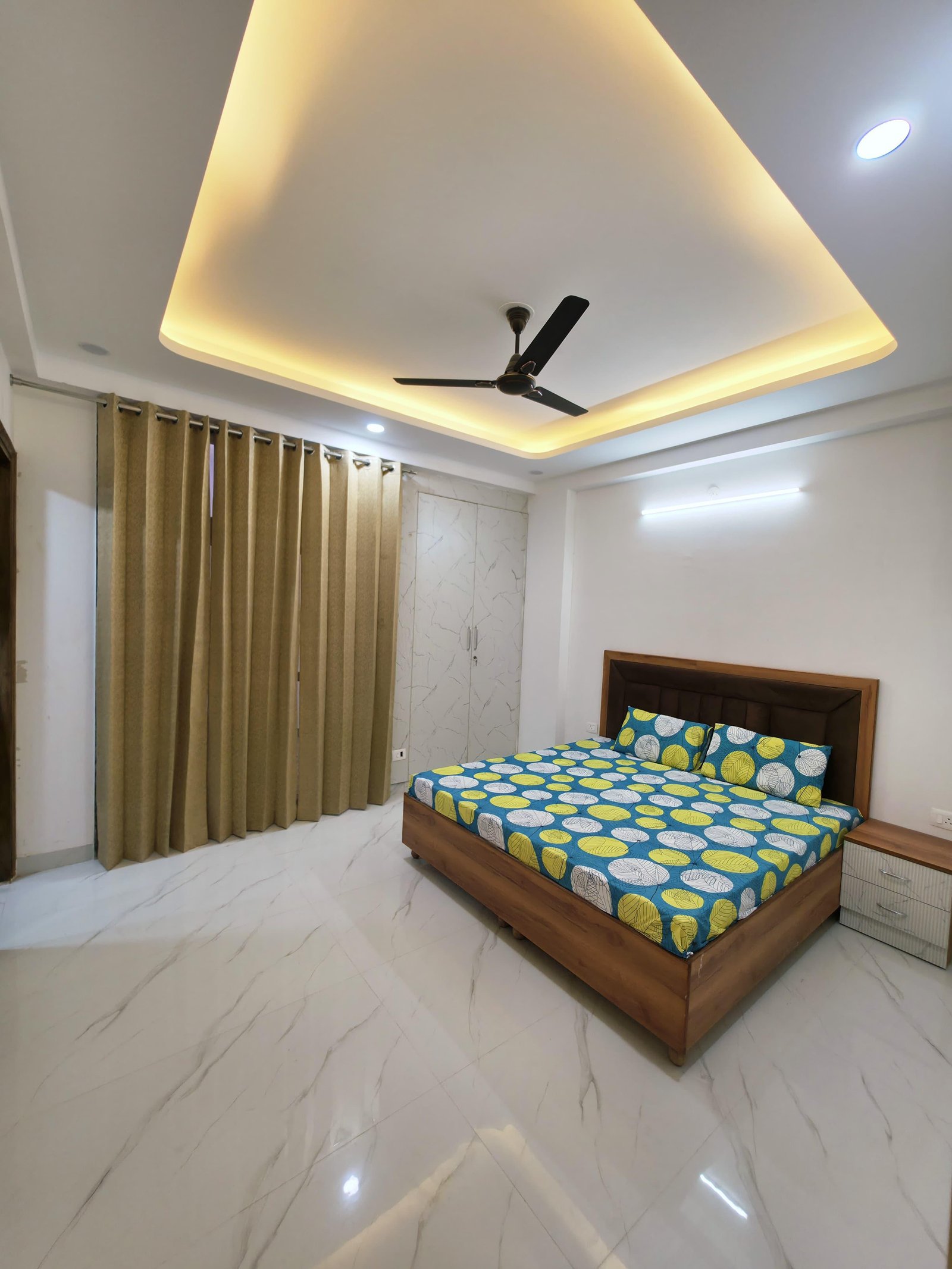 2BHK fully furnised flat in sector 52 Gurgaon haryana