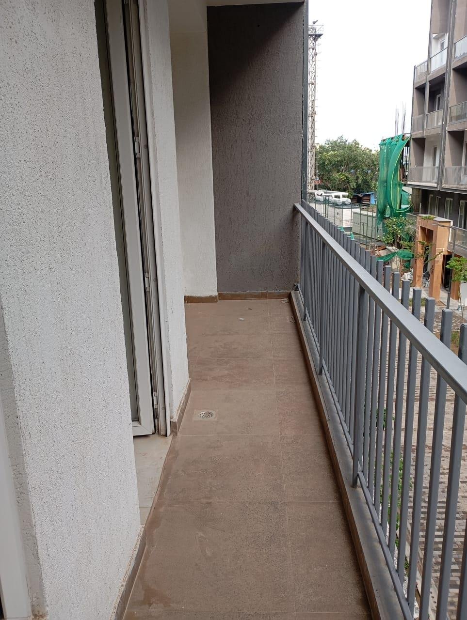 3bhk Semi frunished flat