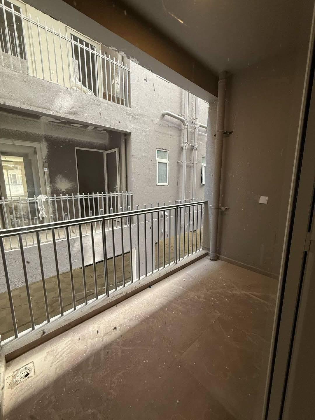 3bhk Semi frunished flat