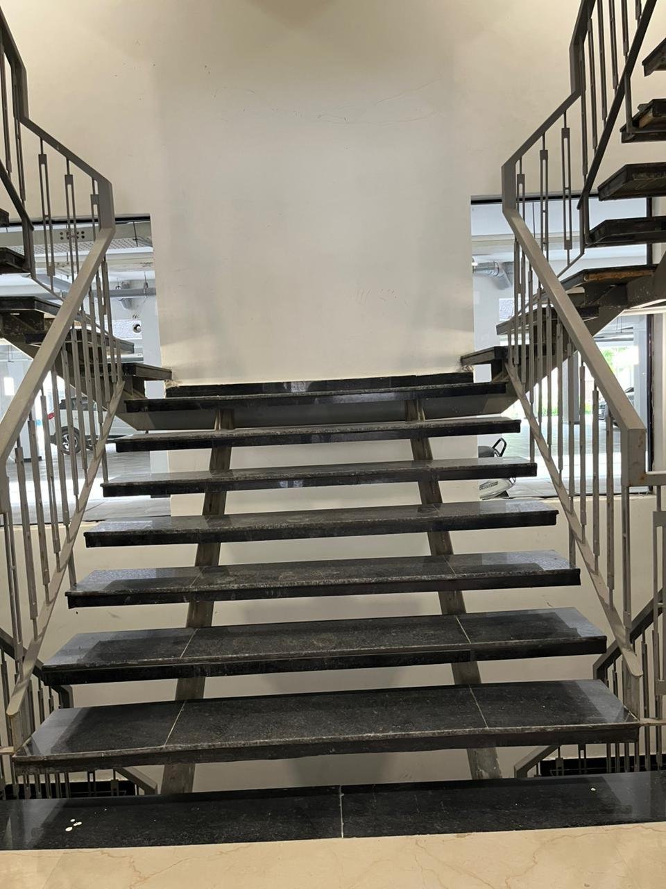 3bhk Semi frunished flat