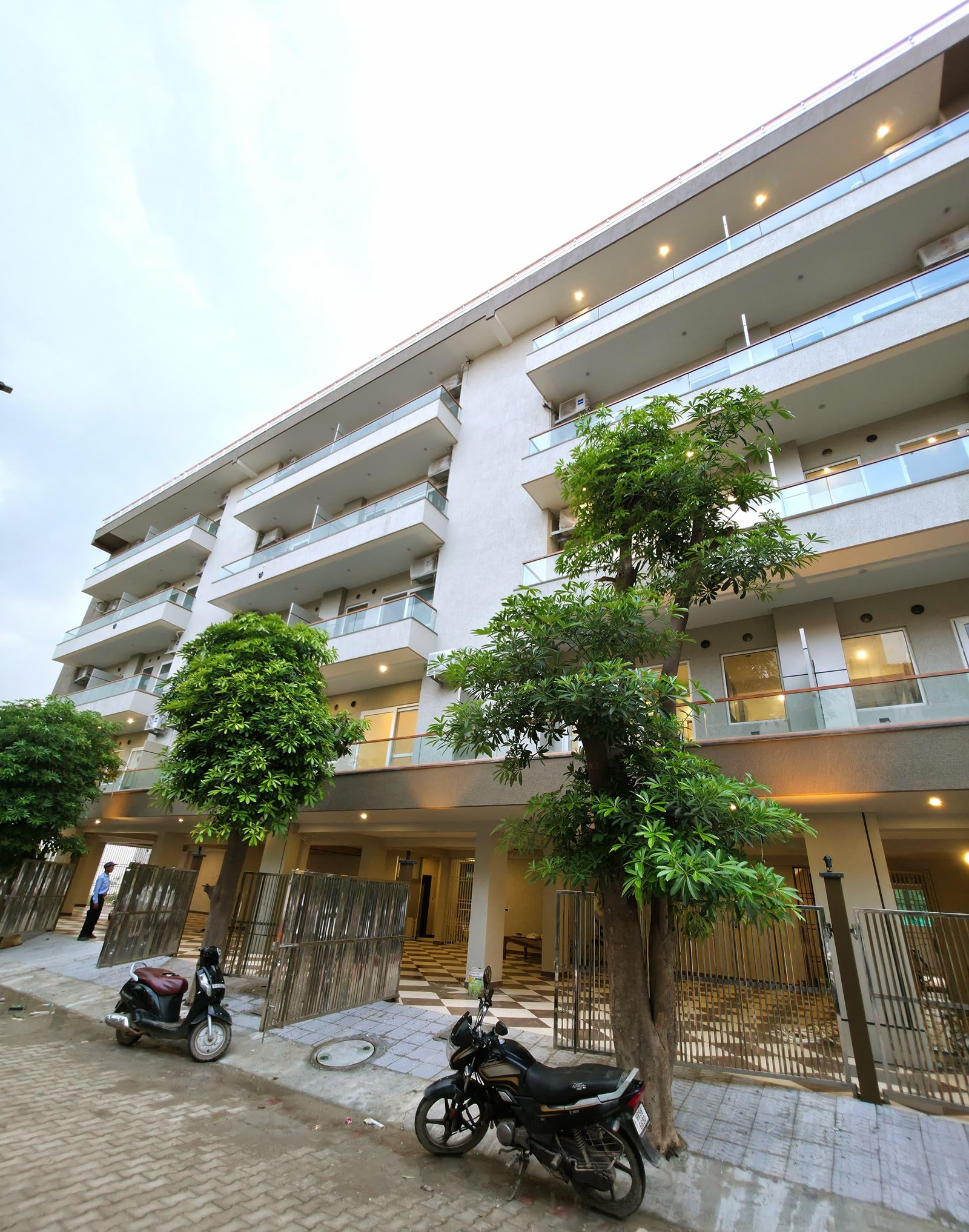 1BHK fully furnised flat in Sector 52 Gurgaon