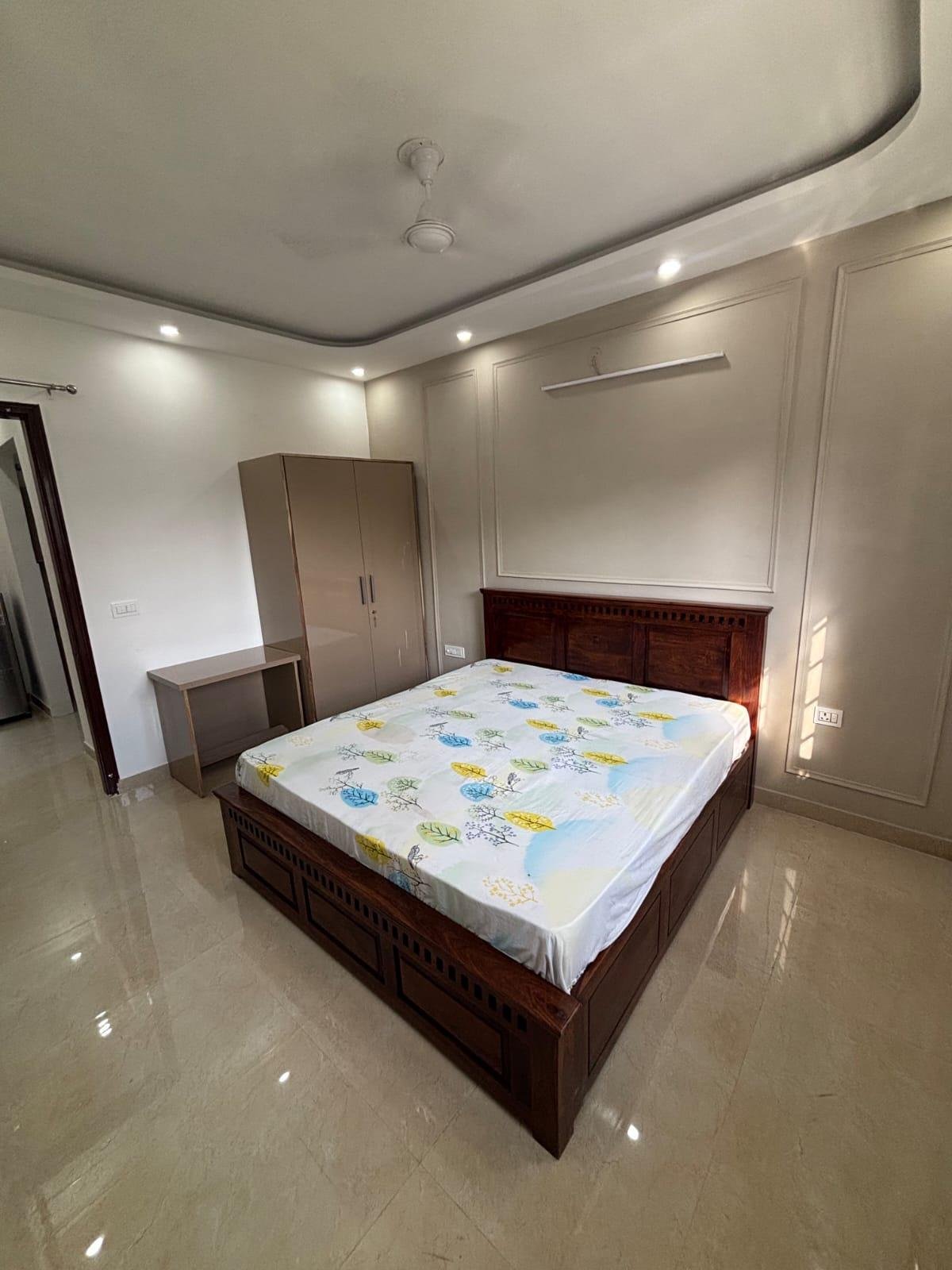 2 BHK Fully Furnished Flat  Sector 52, Gurgaon, Haryana