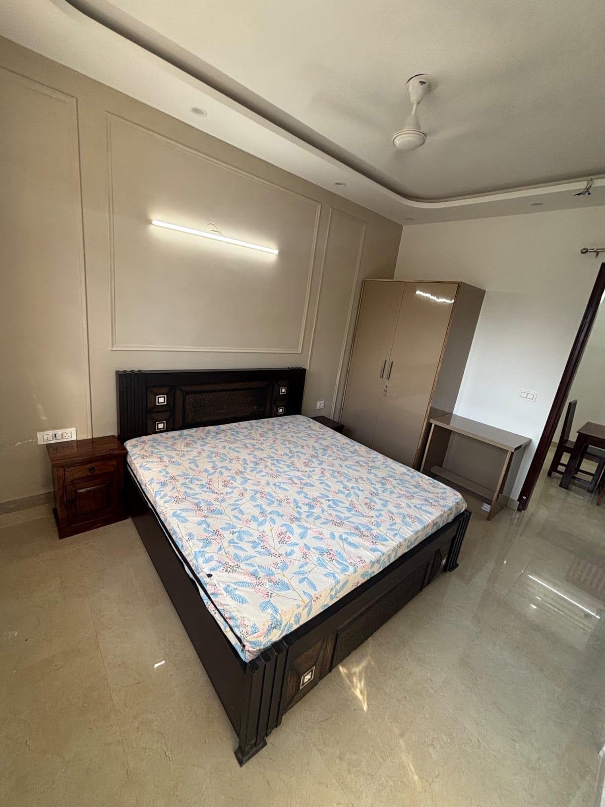 2 BHK Fully Furnished Flat  Sector 52, Gurgaon, Haryana