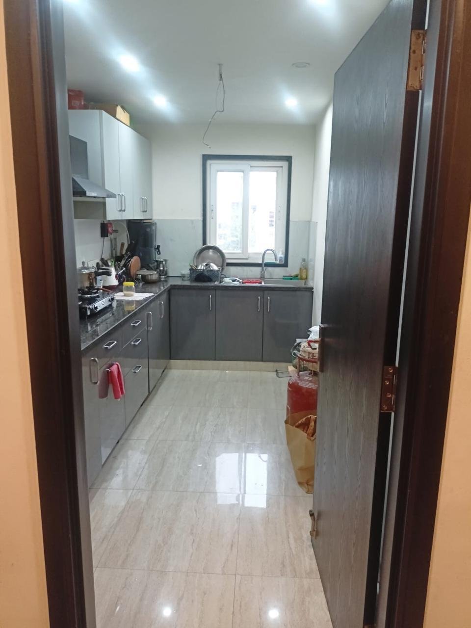 2bhk Semi frunished flat in sector 45 Gurgoan Haryana