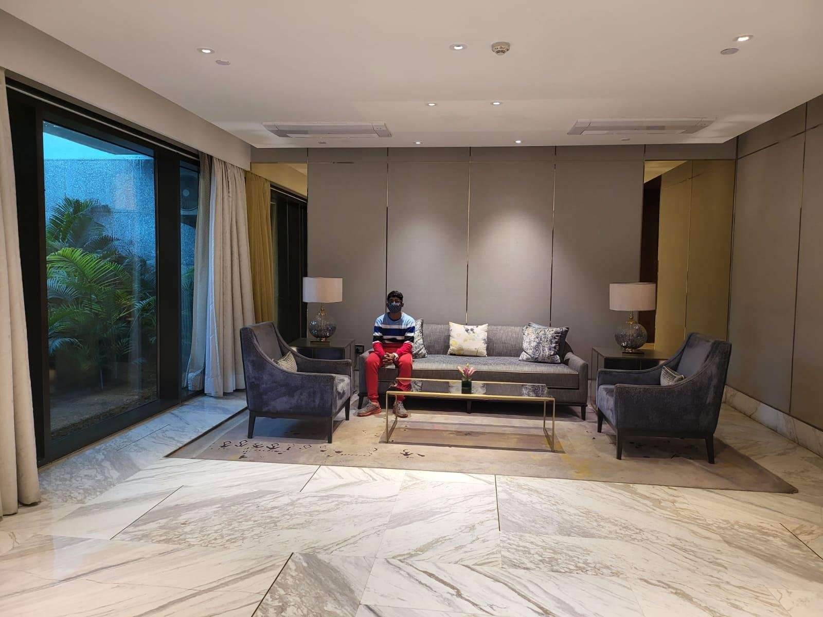 DLF Crest DLF Phase 5, Sector 54, Golf Course Road, Gurgaon.